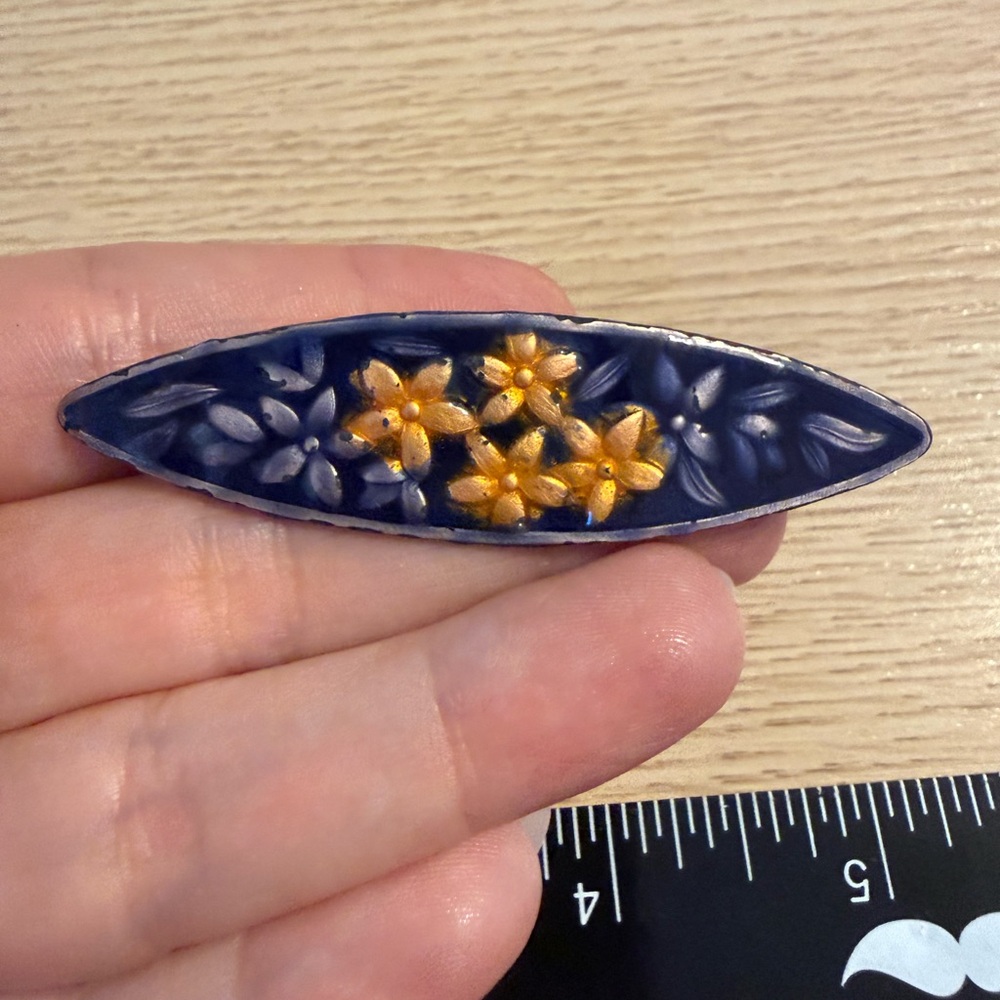 Vintage Navy‎ Blue Enamel Floral Brooch Gold Silver Tone Flower Marquise Shape